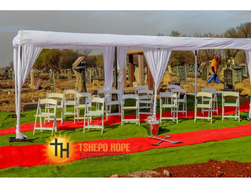 366295896_152373757888612_4731288971220433315_n