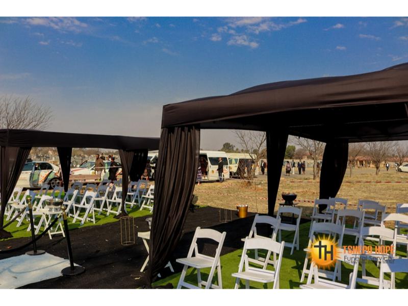 369505079_161089650350356_7363910751563592976_n